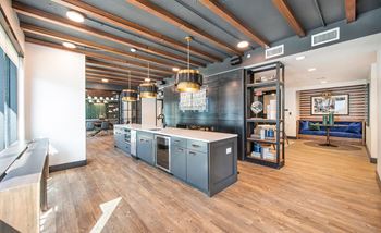 Kitchen lounge